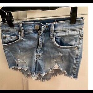 Blank NYC The Lenox High Rise Distressed Raw Hem